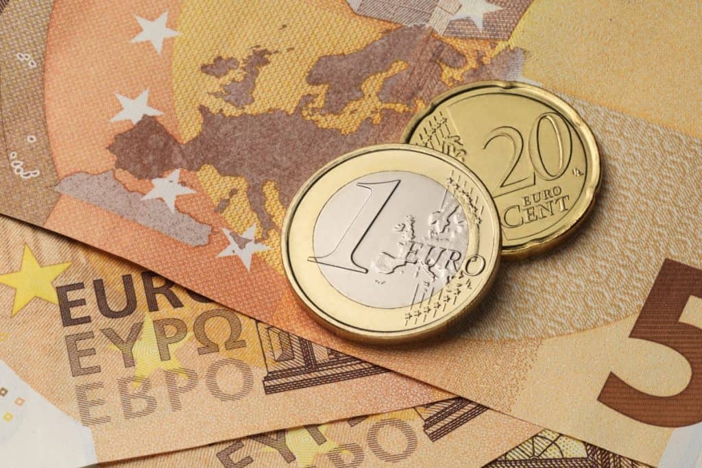 Kako doseči finančno svobodo z majhnimi koraki Kako doseči finančno svobodo z majhnimi koraki