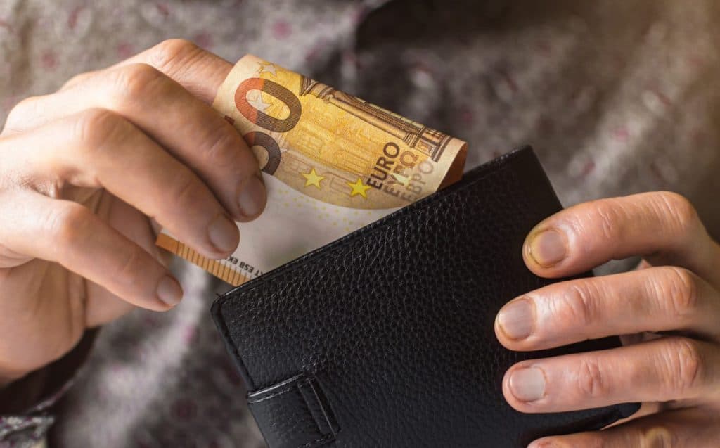 Kako zaščititi svoje finance pred goljufijami Kako zaščititi svoje finance pred goljufijami